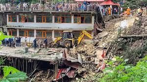 Devastation again in Himachal, landslide in Summerhill of Shimla, 5 killed, many buried