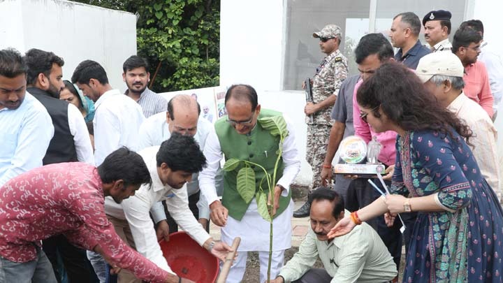 Started my soil-my country by planting saplings with CM Shivraj Singh