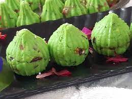 Paan Modak to Bappa.