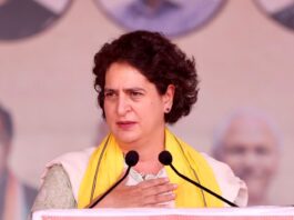 priyanka gandhi in mandla madhya pradesh