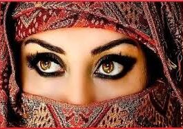 pply Kajal or Surma in eyes