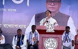 Politics intensifies in Bengal