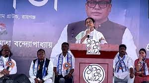 Politics intensifies in Bengal
