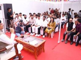 मुख्यमंत्री डॉ. यादव ने इंदौर में सोशल मीडिया इन्फ्लुएंसर्स के साथ किया आत्मीय व प्रेरक संवाद