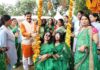 मुख्यमंत्री निवास में सजा सावन का रंग, महिला जन प्रतिनिधियों ने साझा की खुशियां