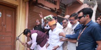 सिंहस्थ के लिए मुख्यमंत्री डॉ. मोहन यादव का त्याग, अपने पुश्तैनी घर का हिस्सा खुद हटाया